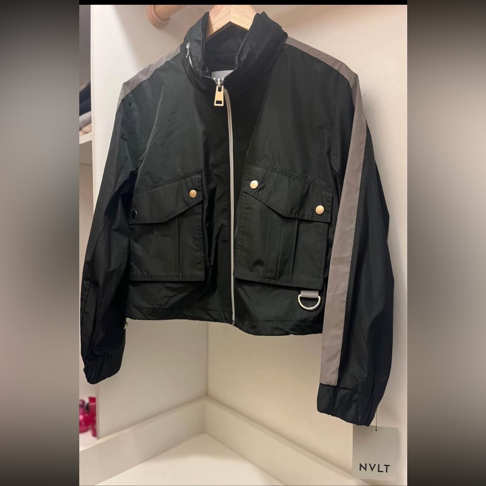 NVLT Women’s Reflective Trim Packable Cropped Jacket